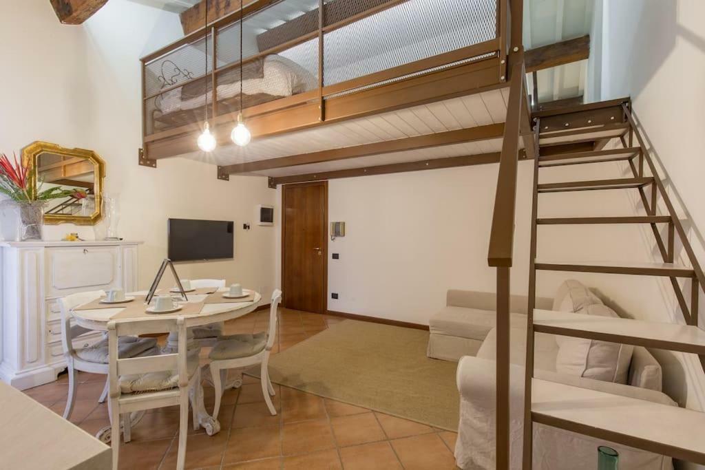Maison Vittoria Verona Bagian luar foto